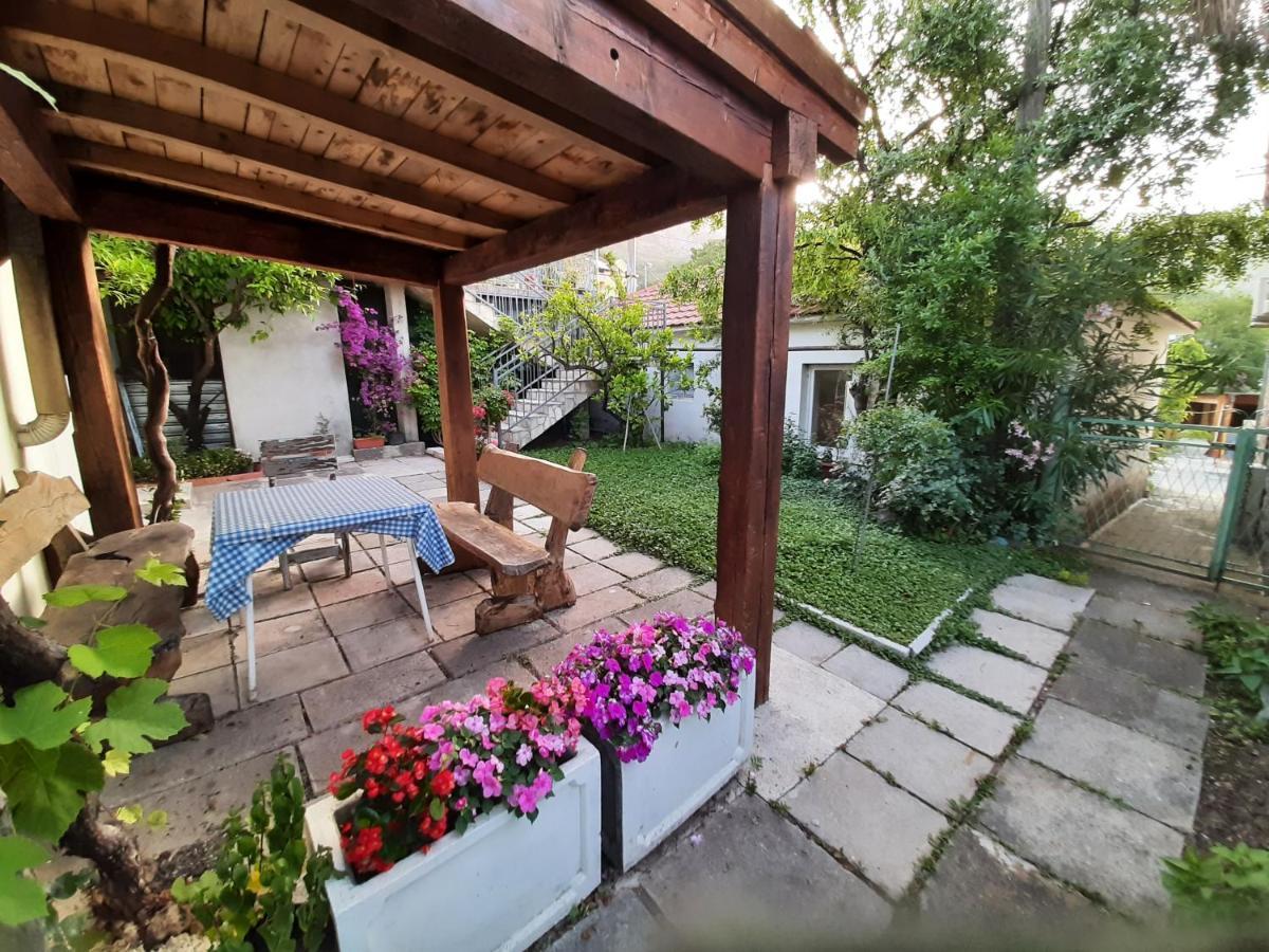 Apartment Magazini Petrovac المظهر الخارجي الصورة